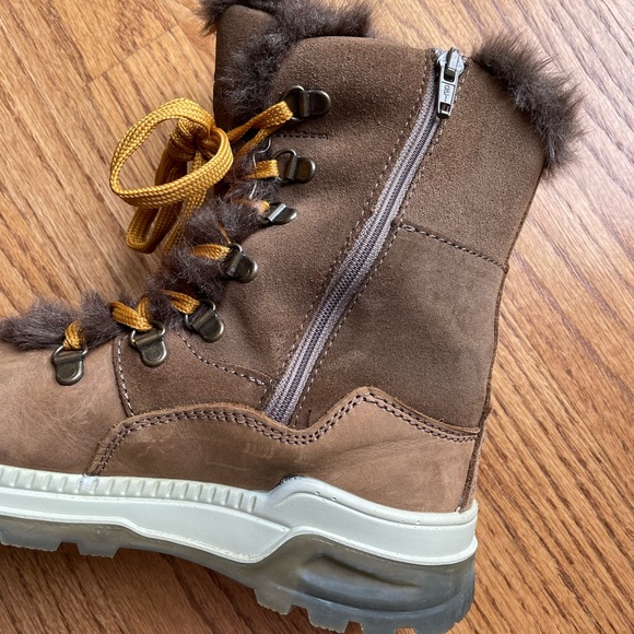 Sorel Alpine Design Waterproof Boots Size 7.5 ✨ Like New ✨ - Picture 7 of 10